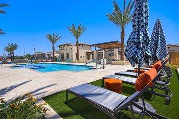 Outdoor lounge seating